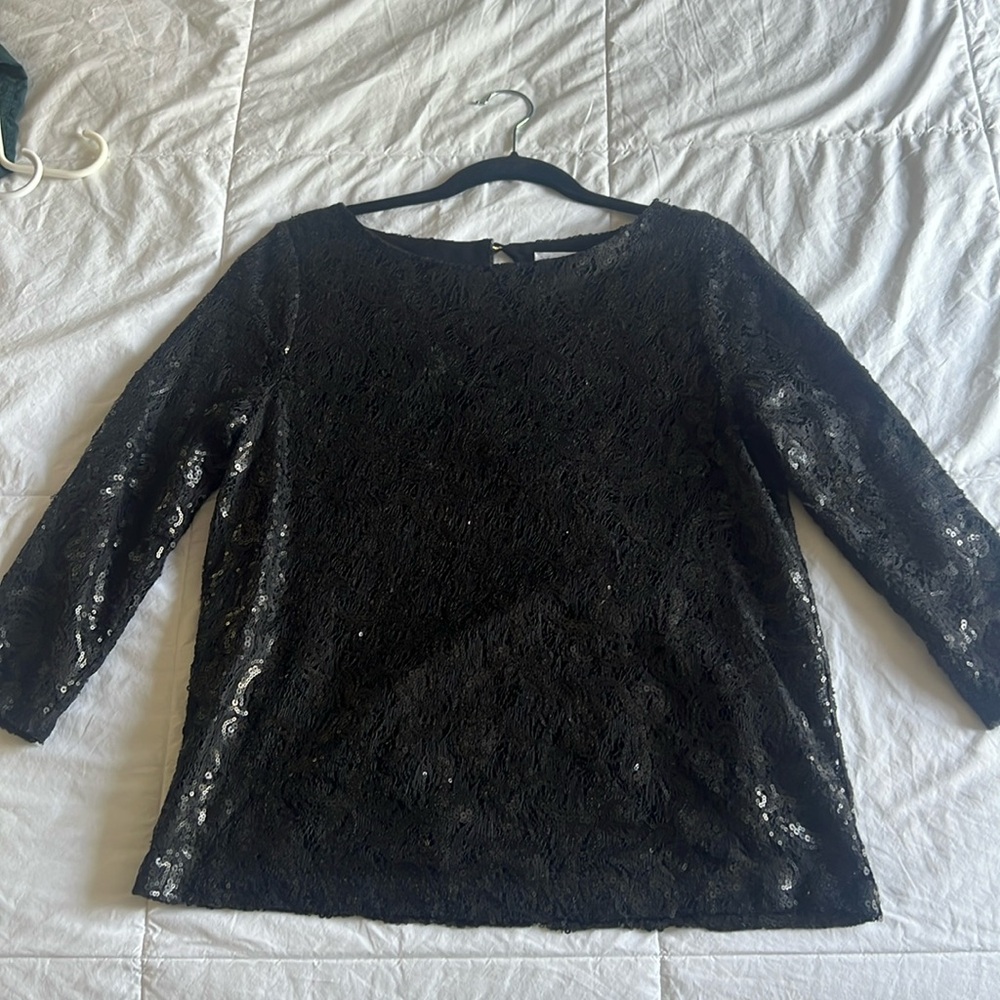 Women’s 3/4 length black sequin top!